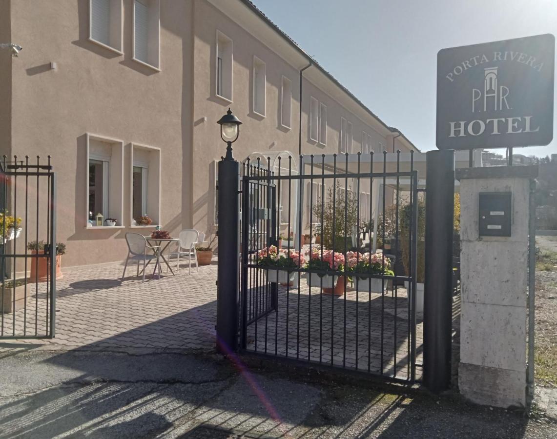 ל'אקווילה Hotel Porta Rivera מראה חיצוני תמונה